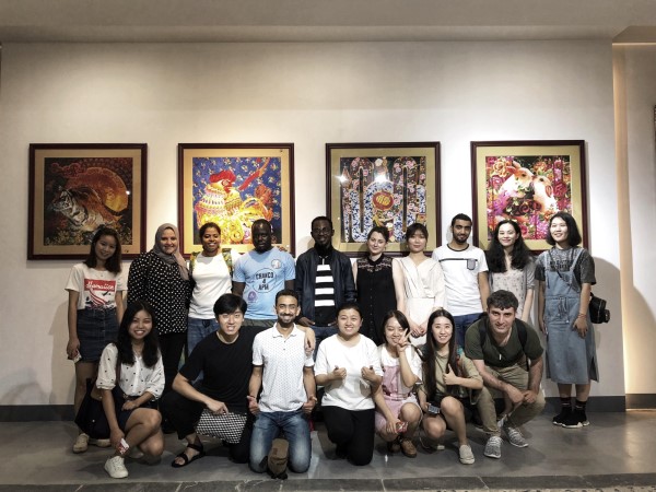 体验长沙驻留项目“Experience Changsha Media Arts Program”系列活动报道——湘绣与陶瓷